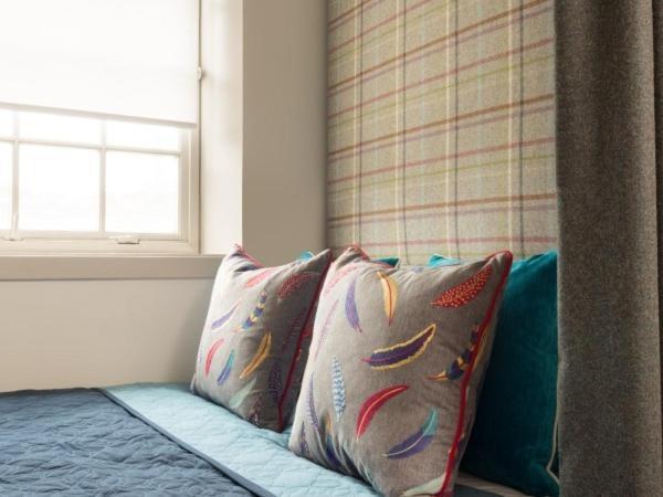 Canongate Luxury Homestay Edinburgh Exterior photo